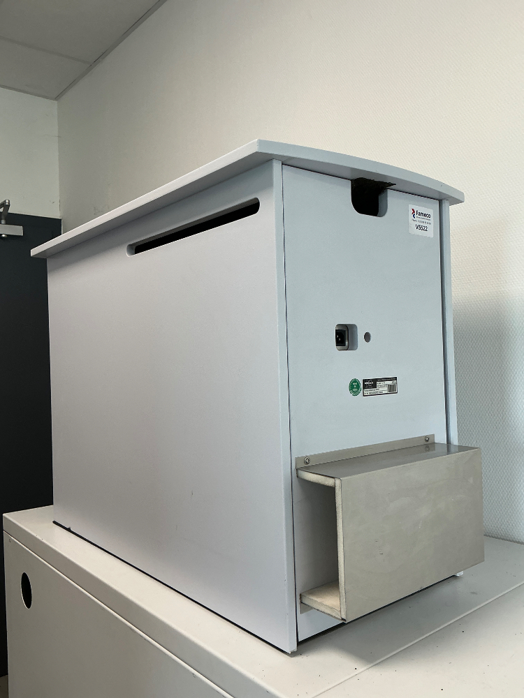 Image of Bruker GE8221G701 Vacuum Pump Quiet Cover for HS602